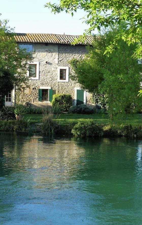 Bed and Breakfast Mas Le Pont Des Aubes LʼIsle-sur-la-Sorgue Zewnętrze zdjęcie