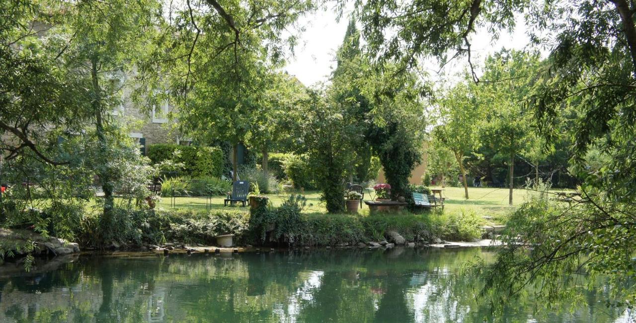 Bed and Breakfast Mas Le Pont Des Aubes LʼIsle-sur-la-Sorgue Zewnętrze zdjęcie
