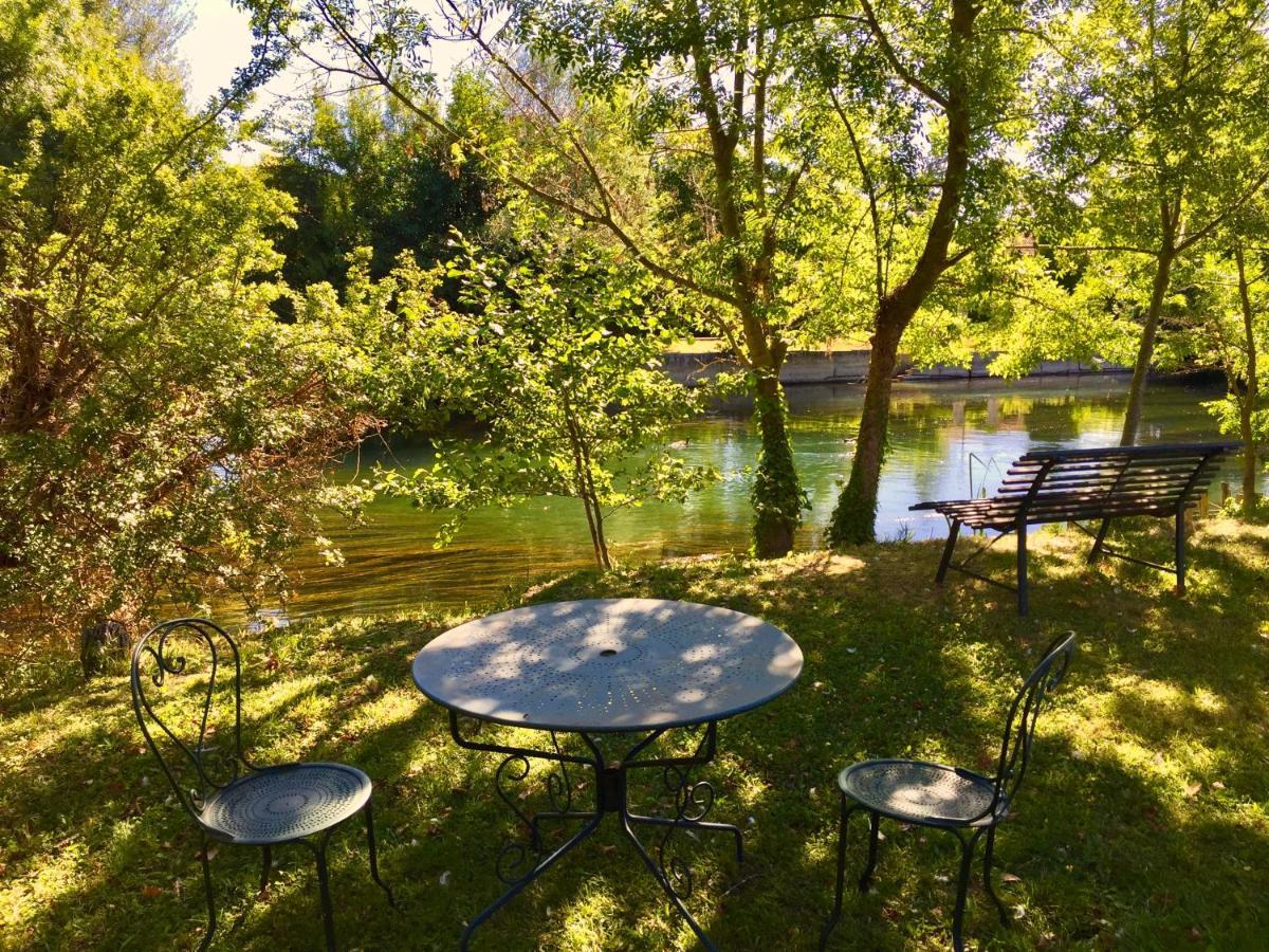 Bed and Breakfast Mas Le Pont Des Aubes LʼIsle-sur-la-Sorgue Zewnętrze zdjęcie